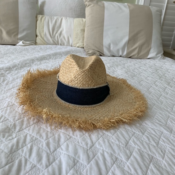 Adjustable straw hat - Picture 2 of 8